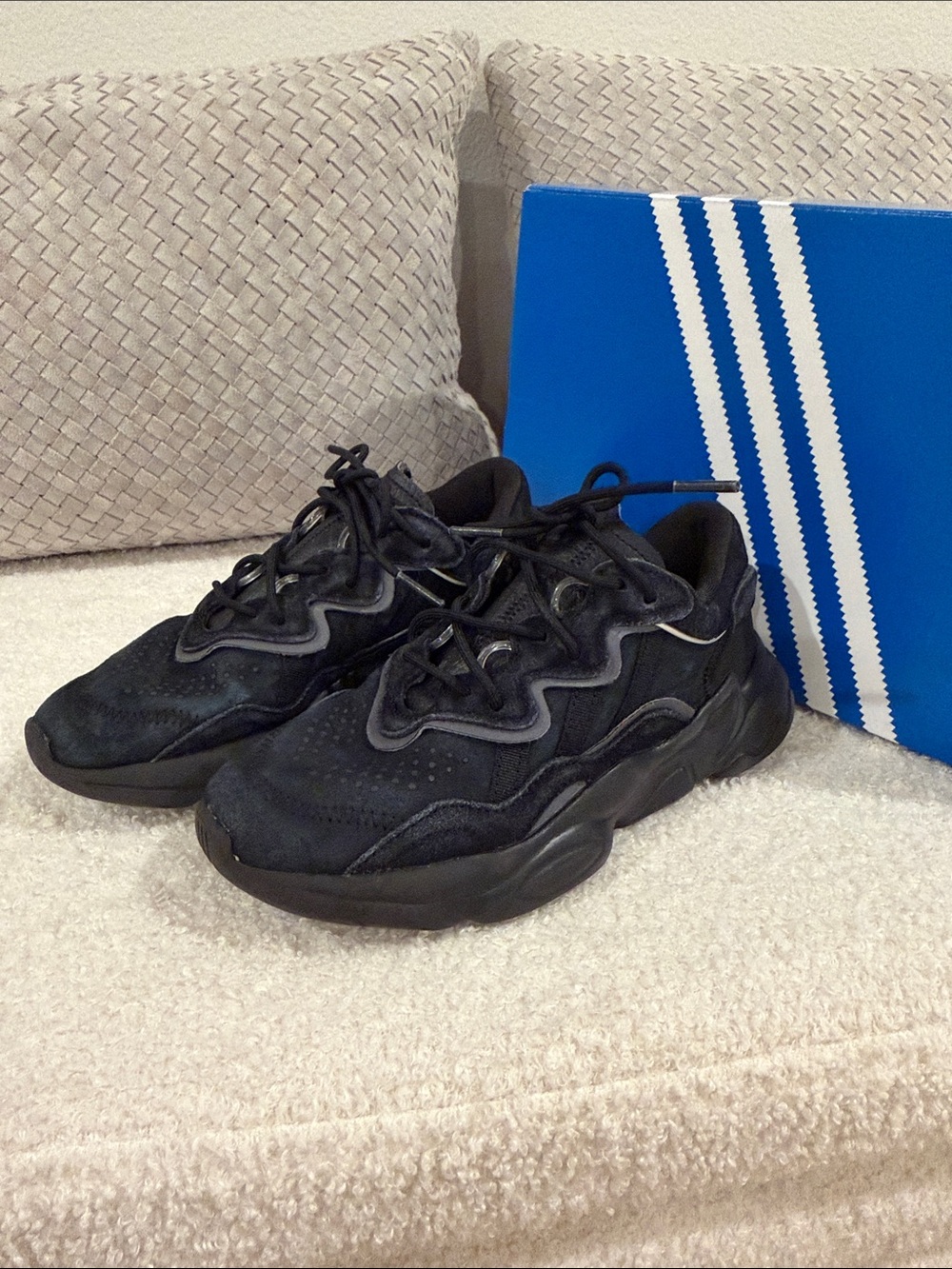 adidas kids OZWEEGO C sneakers